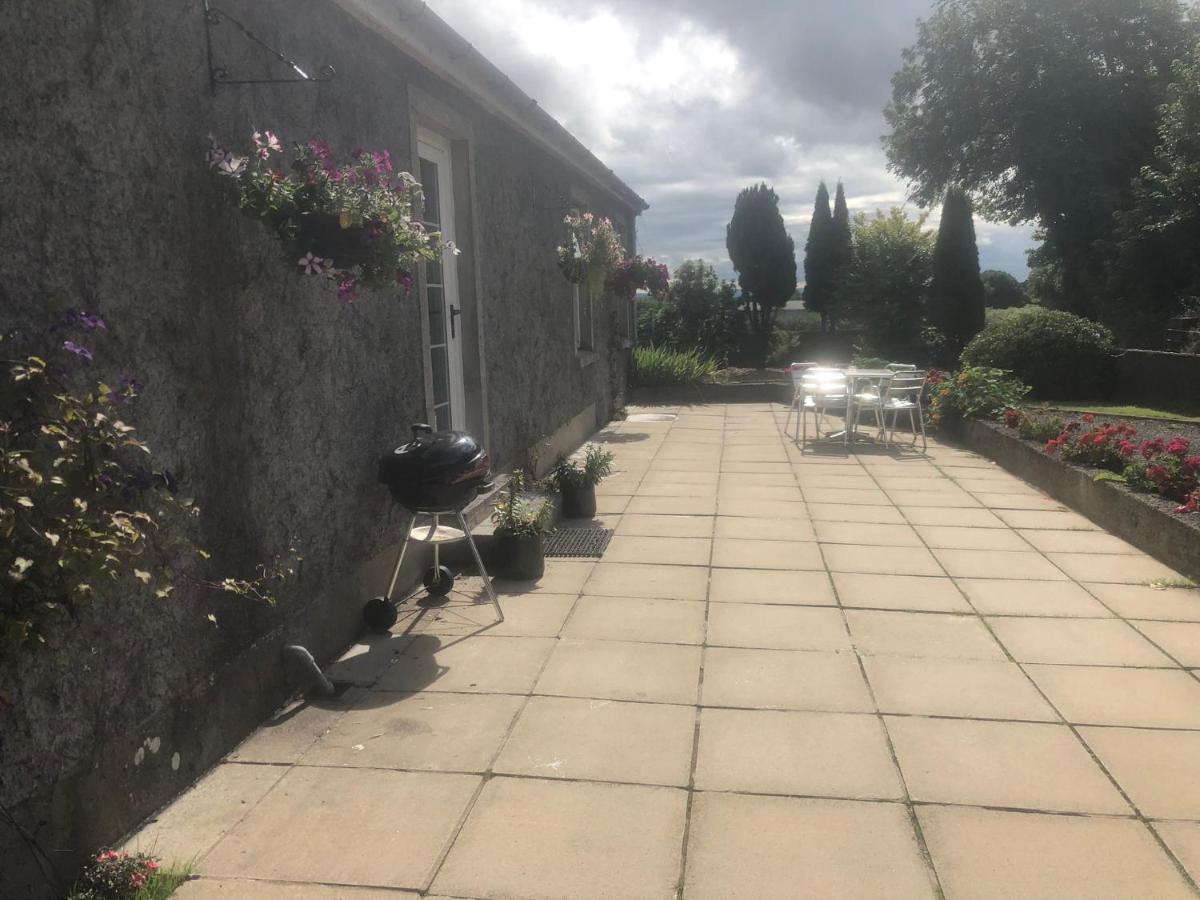 Ballyconnelly Cottages, Galgorm Area Cullybackey 外观 照片